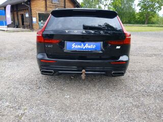 Volvo V60 T6 AWD R-DESIGN RECHARGE 2.0 251kW