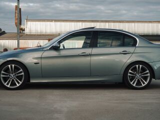 BMW 330 3.0 190kW