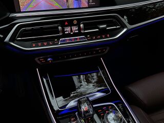 BMW X7 M50 3.0 Dark Shadow Edition 294kW
