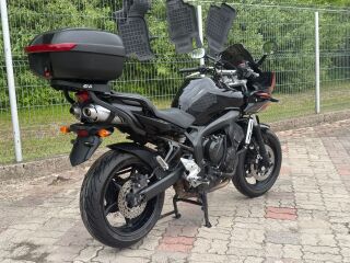 Yamaha FZ6 S2