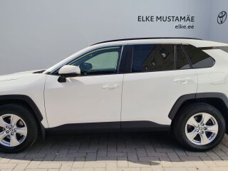 Toyota RAV4 Luxury 129кВ