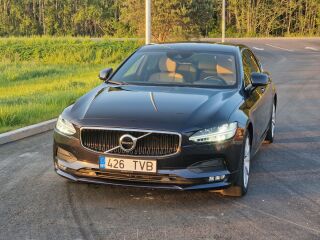 Volvo S90 Momentum 2.0 T4 140kW