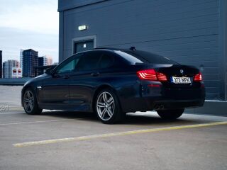 BMW 520 M-Sportpakett Shadowline xDrive LCI 2.0 B47 140kW
