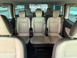 Ford Tourneo Custom Long Limited Edition 8k 2.2 R4 TDCi 114kW