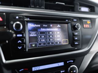 Toyota Auris Comfort Line 1.6 97кВ