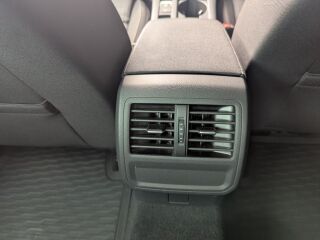 Volkswagen Passat Business 1.5 TSI 110кВ