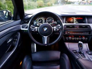 BMW 520 M-Sportpakett Shadowline xDrive LCI 2.0 B47 140kW