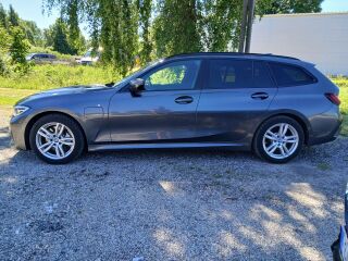 BMW 330 M-Pakett 2.0 R4 215kW