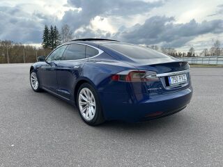 Tesla Model S 75D 386kW