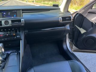 Lexus IS 300h F-Sport look 2.5 133kW