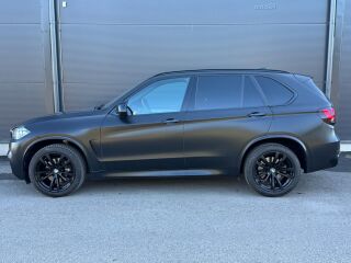 BMW X5 xDrive40d M-pakett 230kW