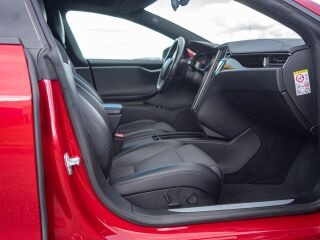 Tesla Model S 75D 384KW 158kW