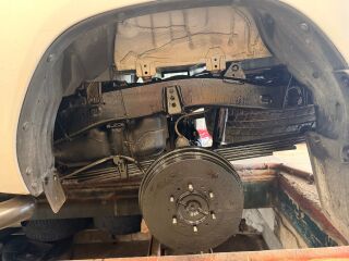 Toyota Hilux 2.4 110кВ