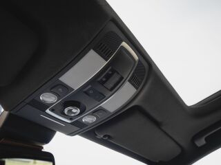 Audi Q7 S-line + 3.0 V6 176kW