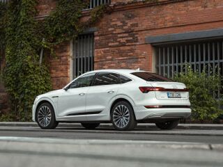 Audi e-tron 55 Sportback 300kw 158kW