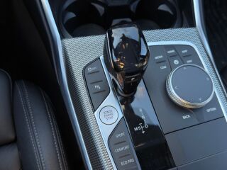 BMW 320 320D X Drive 2.0 140kW