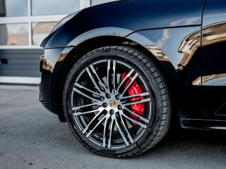 Porsche Macan Turbo Performance 3.6 V6 324кВ