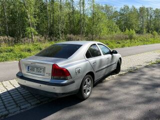 Volvo S60 2.4 120kW