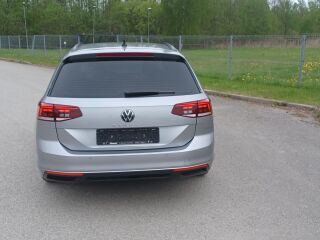 Volkswagen Passat VARIANT FACELIFT 2.0 R4 110kW
