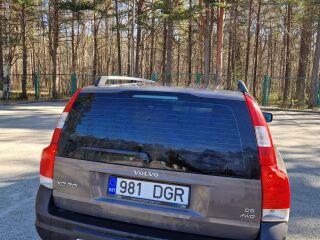 Volvo XC70 2.4 R5 D5244T4 136kW
