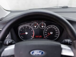 Ford Focus 1.6 74кВ