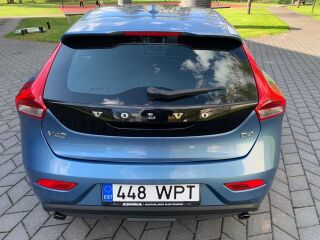 Volvo V40 2.0 140kW