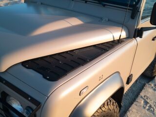 Land Rover Defender 2.4 90kW