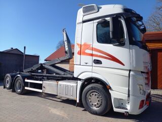 Mercedes-Benz Actros 330kW