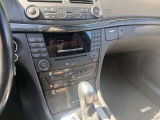 Mercedes-Benz E 270 2.7 130kW