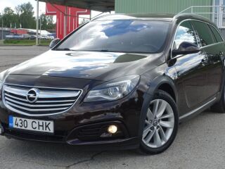 Opel Insignia Country Tourer 4x4 Individual EU5 2.0 CDTi 120kW