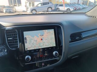 Mitsubishi Outlander Instyle 4WD 2.4 PHEV 165kW