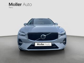 Volvo XC60 AWD Momentum Pro 2.0 B4 145kW