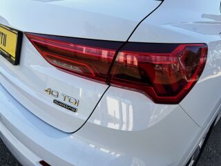 Audi Q3 Quattro Luxury MY23 2.0 TDI 147kW