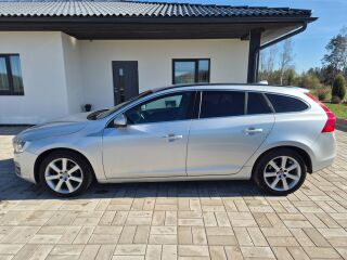 Volvo V60 2.0 140kW