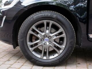 Volvo XC60 SUMMUM Intelli SAFE PRO Sky 2.0 MY2014 120kW