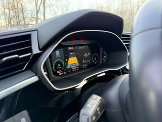 Audi Q3 Sportback e-tron Model 2023 1.4 110kW