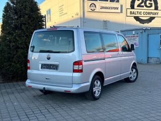 Volkswagen Caravelle L1H1 4-Motion 4*4 Comfortline 2.5 Tdi 96кВ