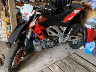 Aprilia SXV 550