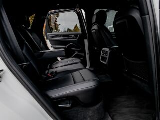 Porsche Cayenne 3.0 V6 250кВ