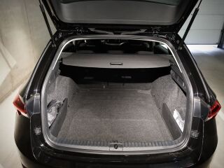 Skoda Octavia COMBI MHEV AMBITION 1.5 TSI 110кВ