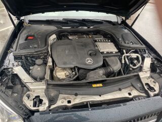 Mercedes-Benz E 220 2.0 143kW