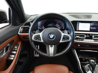 BMW 320 d xDrive Touring M-Sportpakett 2.0 140кВ