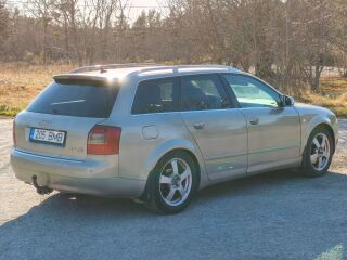 Audi A4 2.5 132kW