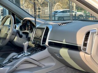 Porsche Cayenne 3.0 180kW