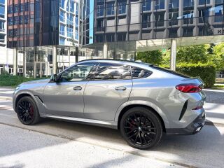 BMW X6 xDrive30d M-Sportpakett Facelift 3.0 210кВ