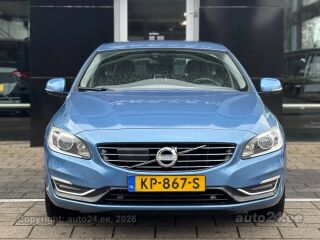 Volvo V60 Plug-in Hybrid AWD 2.4 D6 158кВ
