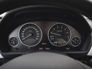 BMW 318 i LCI 1.5 100kW