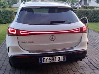 Mercedes-Benz EQA 250  AMG-Line 140kW