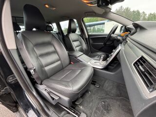 Volvo XC70 Momentum 2.0 D3 120kW