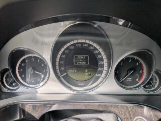 Mercedes-Benz E 220 Avantgarde 2.1 125kW